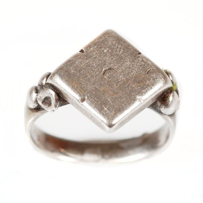 Antico Anello Sarakole
