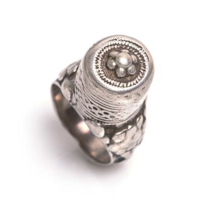 Antico anello rashida in argento