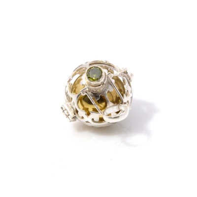 Chiama Angeli in Argento Gabbietta e Sfera Dorata e Peridotto - Fronte