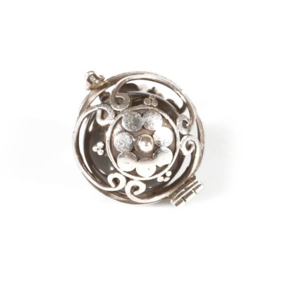 Chiama Angeli in Argento con Gabbietta Light, Smalto Nero e Labradorite Bianca - Retro
